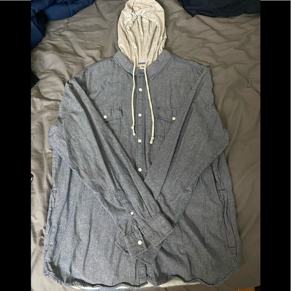 Men’s button down hoodie